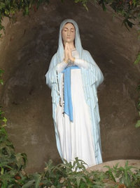 Virgen Gruta de Lourdes Maipú